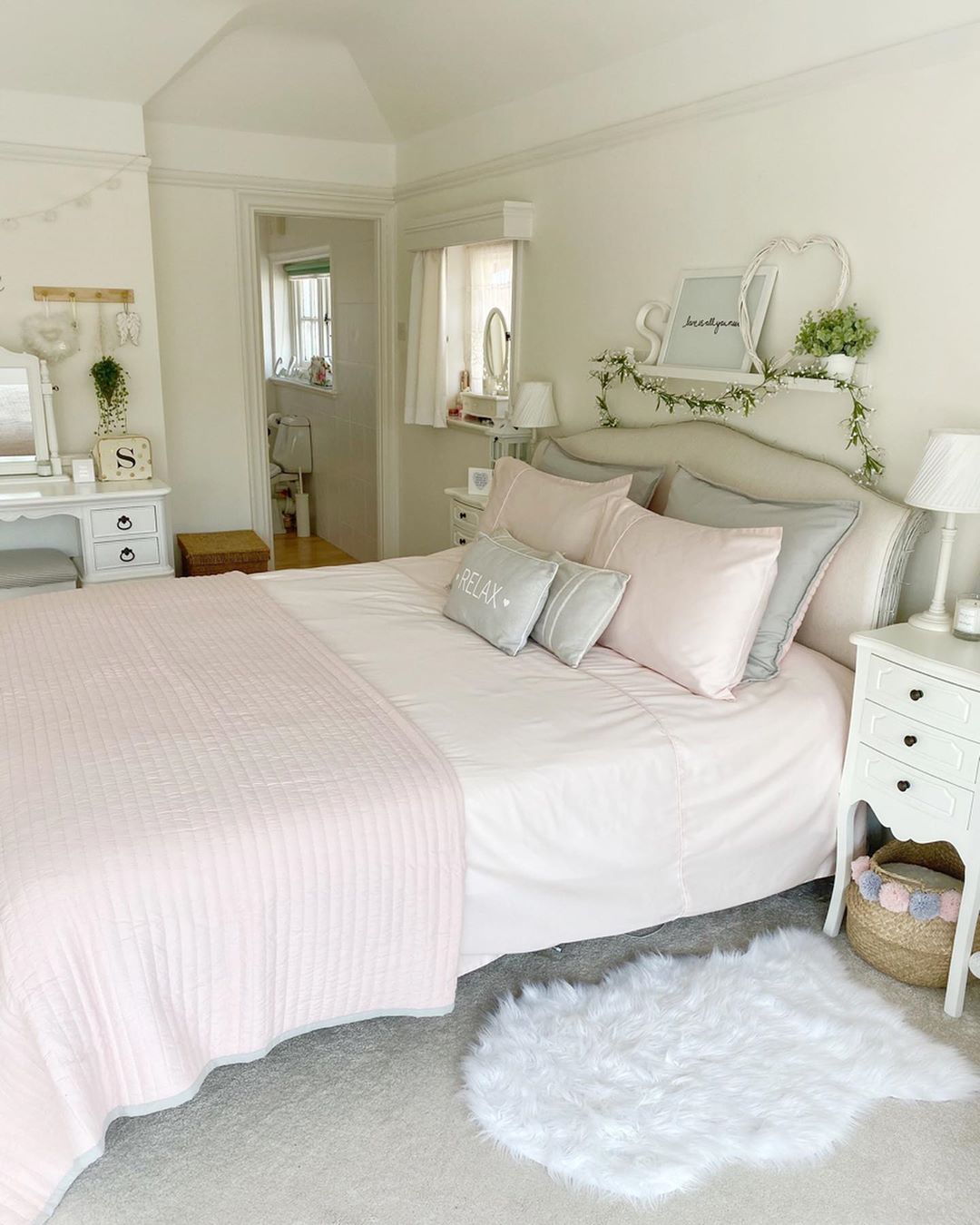 看了就心动的仙女家，连门都是粉红色的