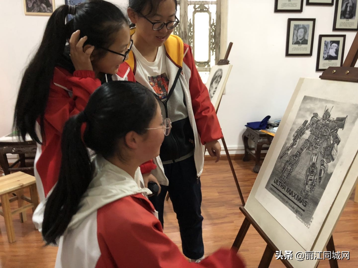 丽江最具文化底蕴的校园书店开业了！建于清末丽江府中学堂旧址