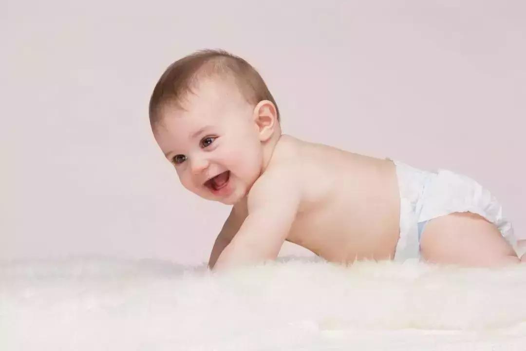 新生儿猛长期如何应对,新生儿猛长期的表现及如何应对