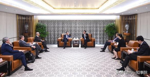 许家印深层解析,许家印恒大百年豪门