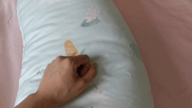 一篇看全,孕妇枕是智商税吗?购买时需注意什么?