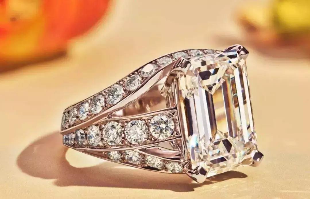 2019梦想活力新色彩，橘色美感XPOINTS