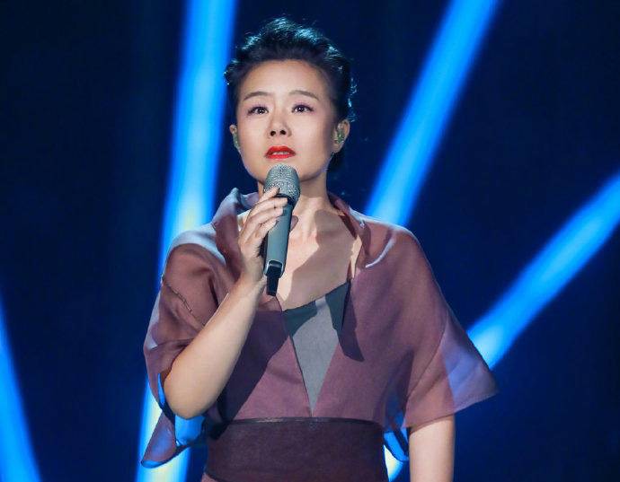 龚琳娜补位夺冠,龚琳娜歌手突围赛现场