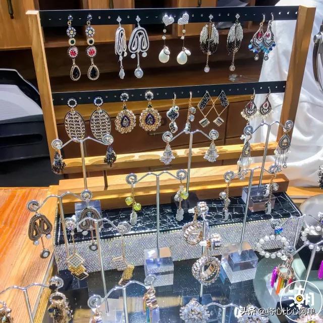 广州凌晨五点的火车,广州凌晨四点的样子