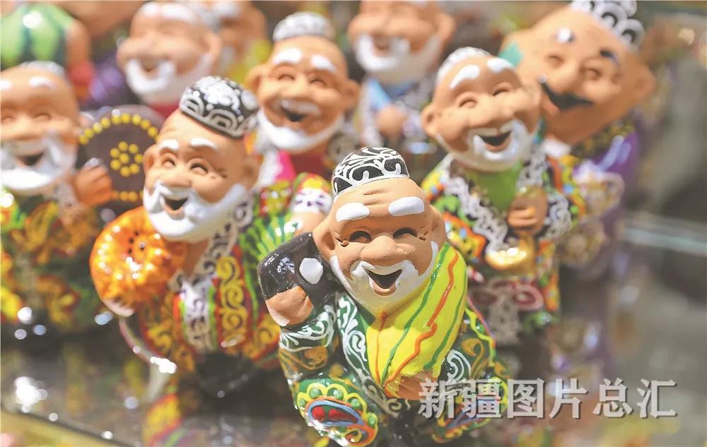 现在来新疆旅游的人多么,来新疆游客买什么最多