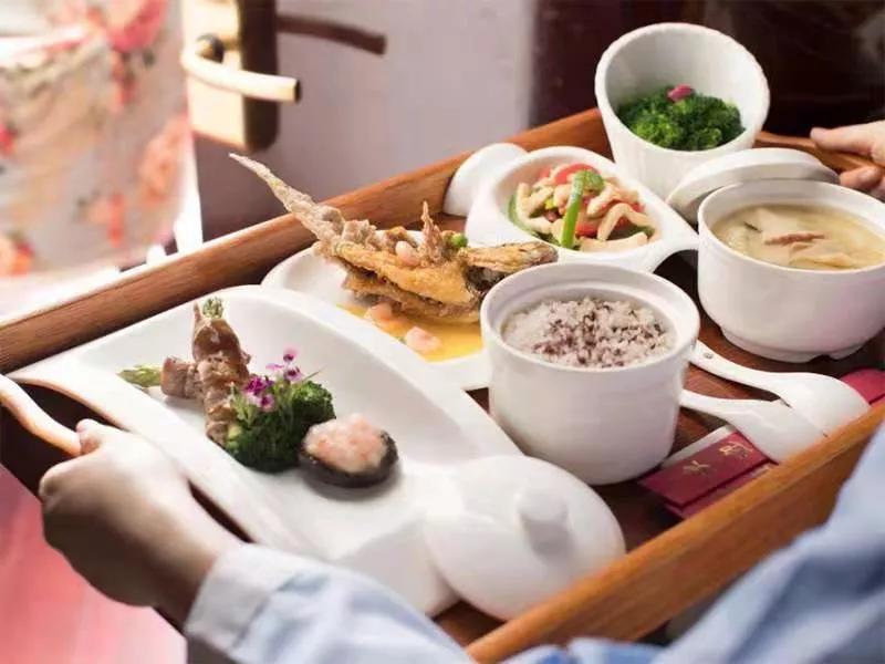 月薪3000的月子会所,月薪三千该不该去月子中心