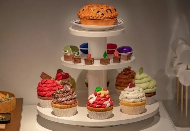 纸扎登上巴黎设计周,巴黎时装周纸扎