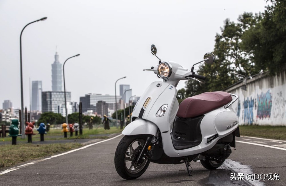 三阳飞度4的abs和cbs怎么分辨,三阳飞度4abs是常亮的吗