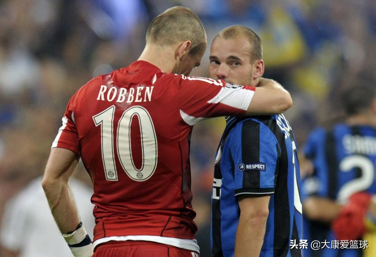 罗本斯内德范佩西亨特拉尔,罗本荷兰三棍