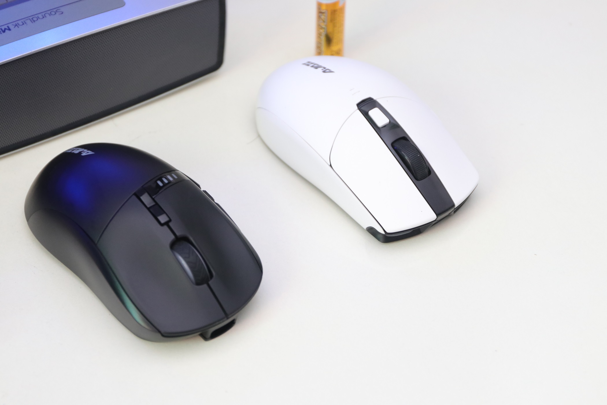 最好用的游戏鼠标推荐,介绍几款适合手小的游戏鼠标