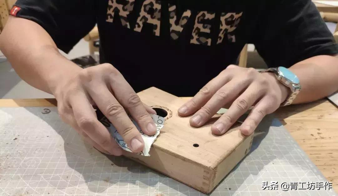 用指尖拨动非洲旋律:当原木的纯粹邂逅坦桑尼亚情调