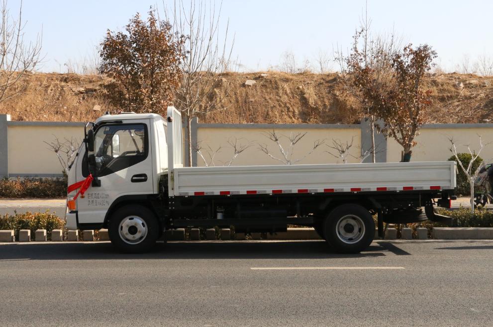 江淮轻卡康铃4s店电话,江淮康铃j3最便宜轻卡