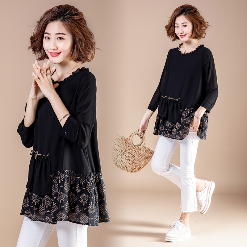 立秋后,媳妇就不再穿裙装了,只认这“雪纺衫+七分裤”,特别美