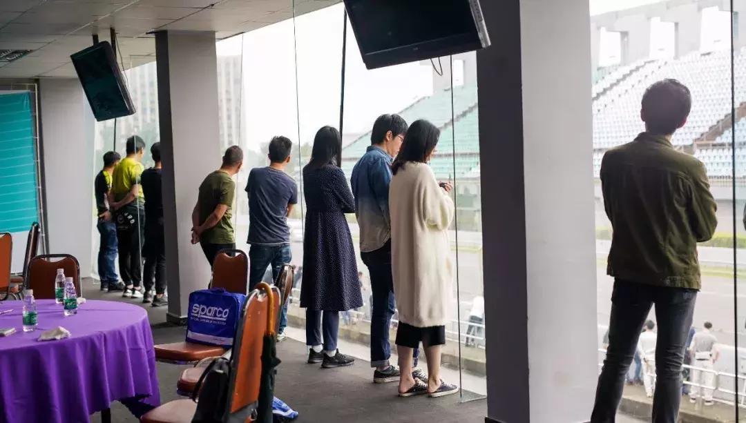 为了这场比赛，我买了一台MINI！