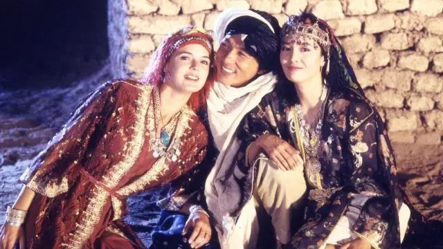 成龙周星驰历年电影票房对比,周星驰成龙票房对比