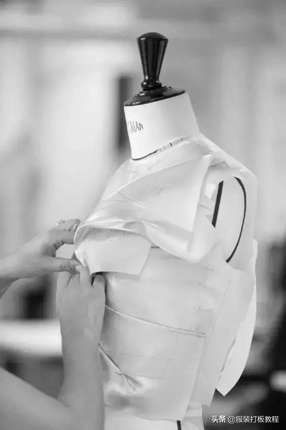 如何自学服装裁剪技巧视频教程,如何快速入门立体裁剪