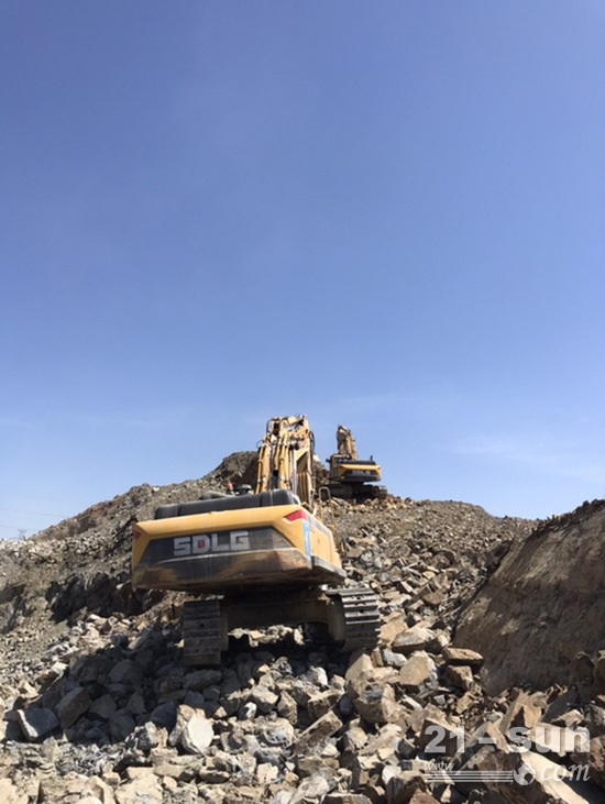 2020年山东临工6500挖掘机价格多少,从打工到身价八千万的老板