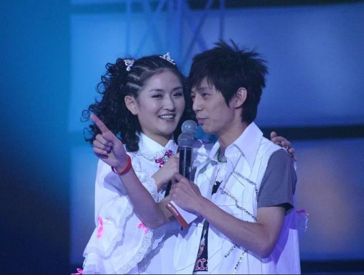 谢娜低谷经历,谢娜事业为何走入低谷