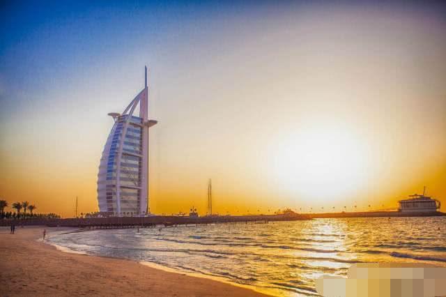 迪拜土豪买中国车后续,迪拜土豪买中国五菱