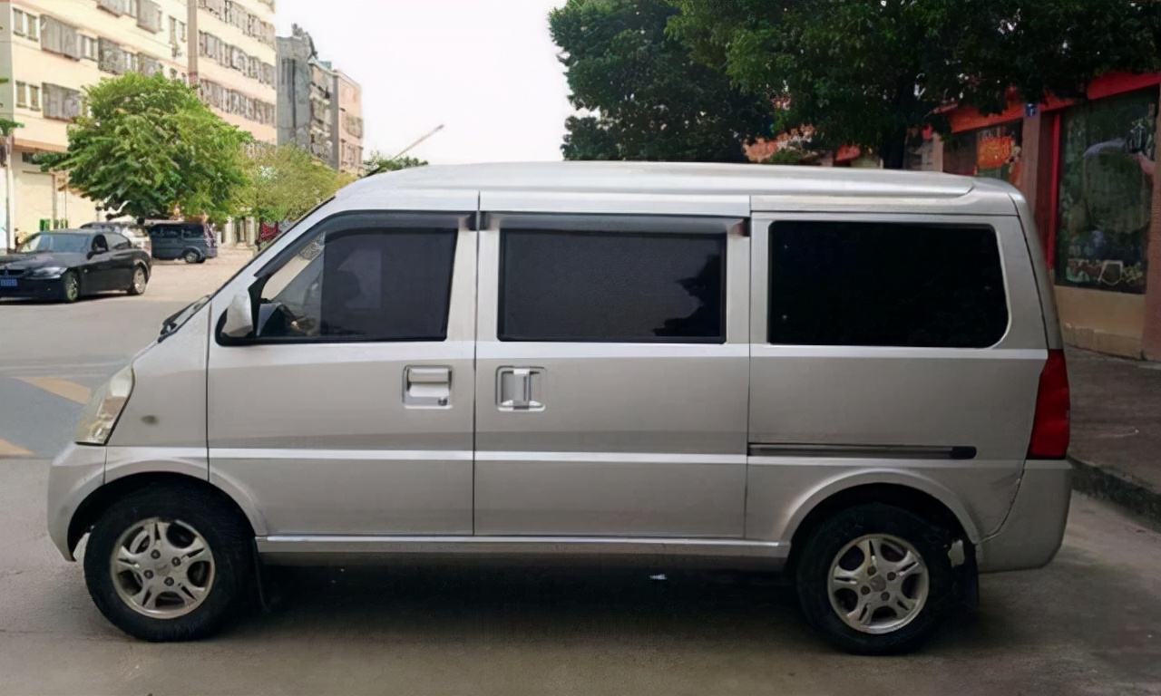 五菱面包车新款优缺点,五菱面包车哪款动力最强