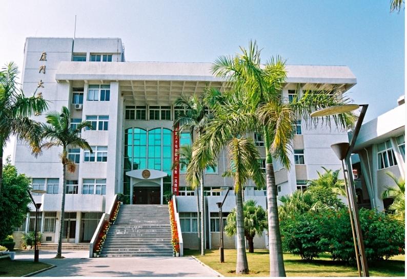 想考中国政法大学选什么更容易,北大和中国政法大学哪个好考