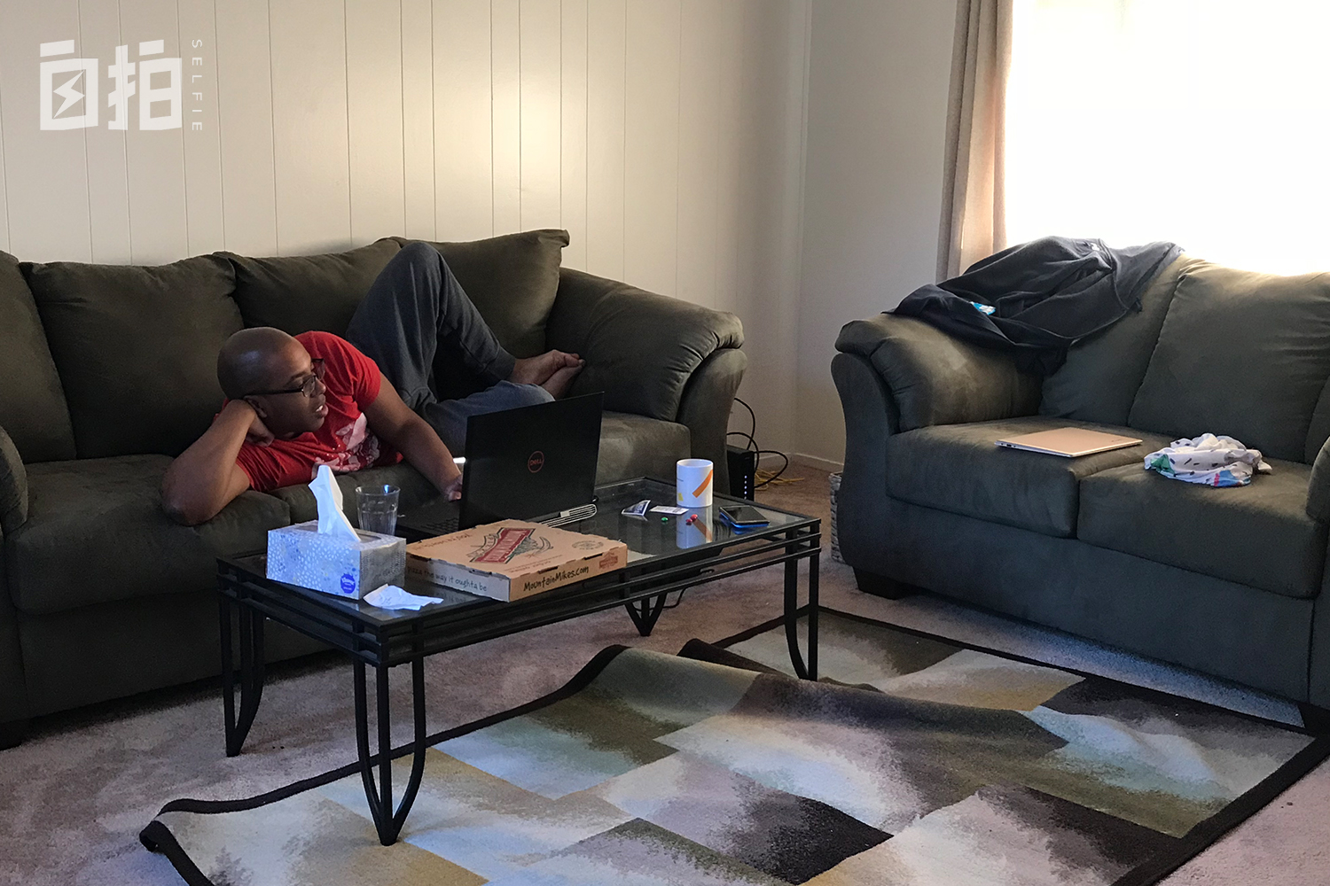 我在美国交了黑人男友,相处两年多,不敢告诉爸妈我们仍在一起