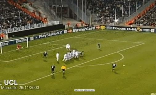 卡洛斯贝克汉姆任意球经典场面,贝克汉姆圆月弯刀十大任意球