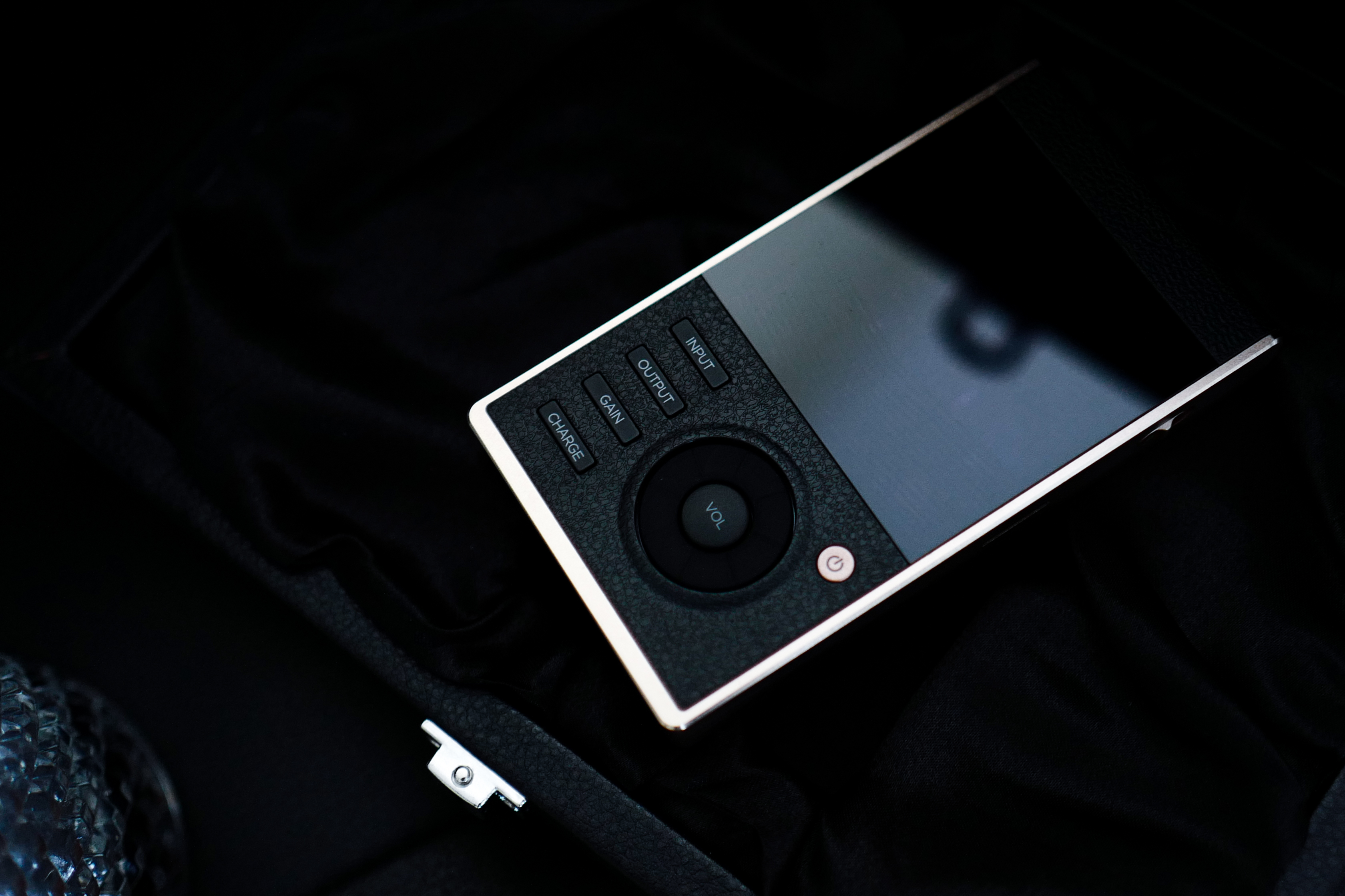 「全面评测」为什么说在HIFIMAN901R面前,索尼NW-ZX505是弟弟?