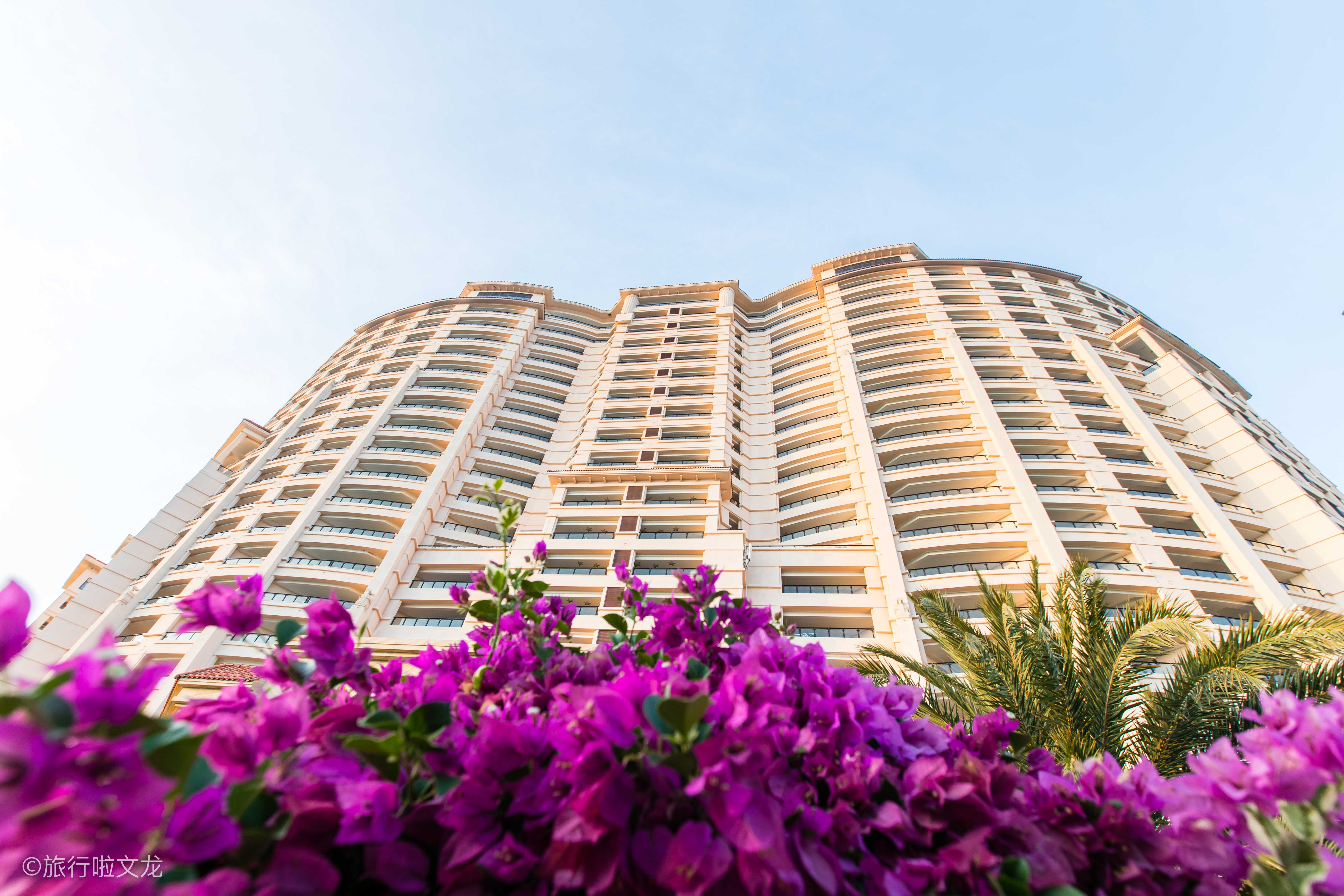 三亚离沙滩只有十米的酒店,三亚最值得推荐的三个酒店