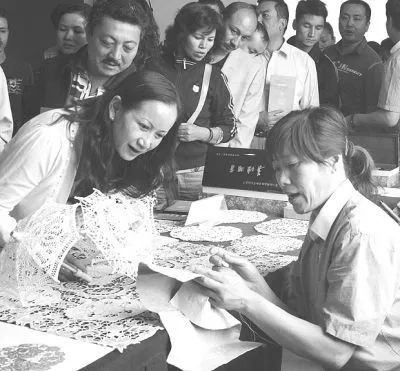 萧山花边手工图片大全,青州非遗纯手工花边