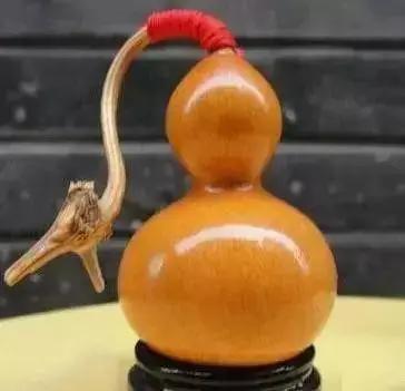 新葫芦龙头的处理方法,盘葫芦的龙头