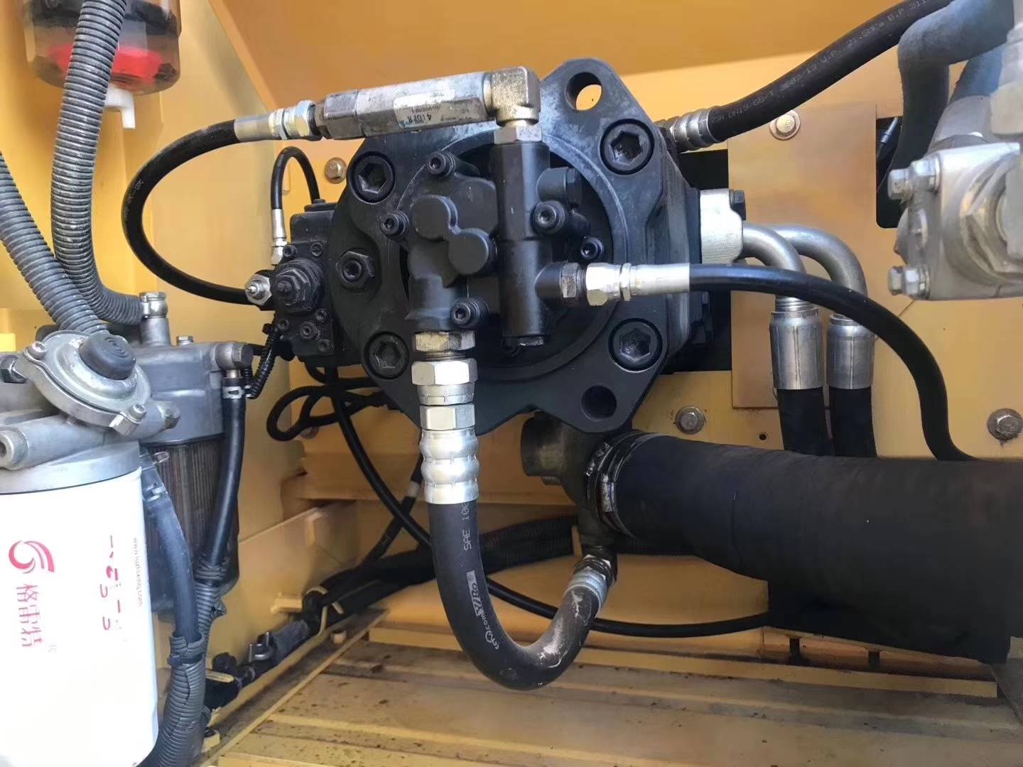 神钢210大黄蜂最新款,神钢210大黄蜂什么配置