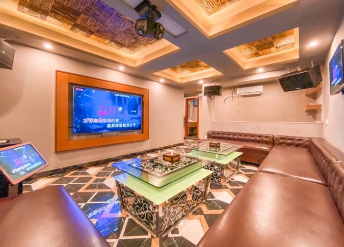 清远别墅温泉度假大泳池四房,清远市别墅温泉旅游度假