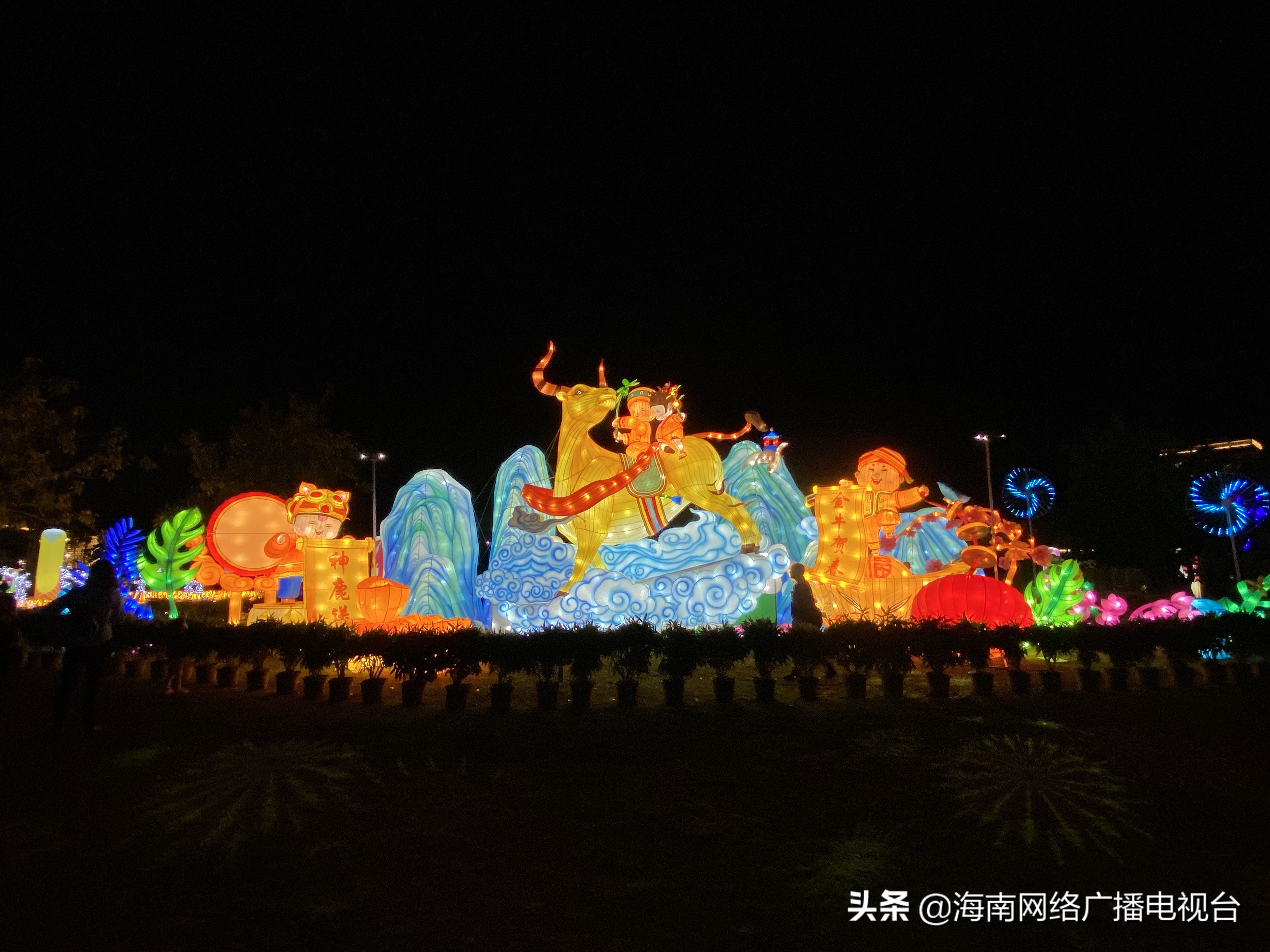 春节三亚怎么玩最省钱,去三亚过年攻略