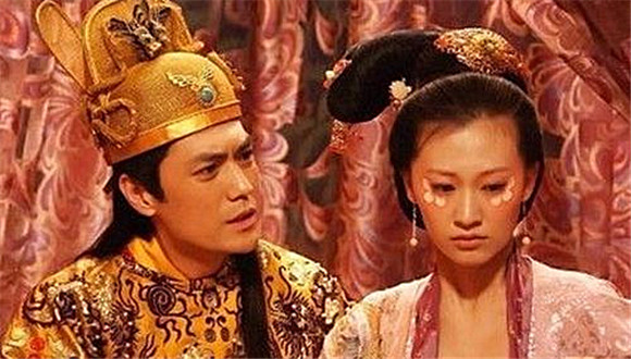 用*药春**魅惑君王的妃子，孝文帝的宠妃终是玩火*焚自**