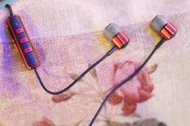 akgk374u升级版,akg经典平头塞