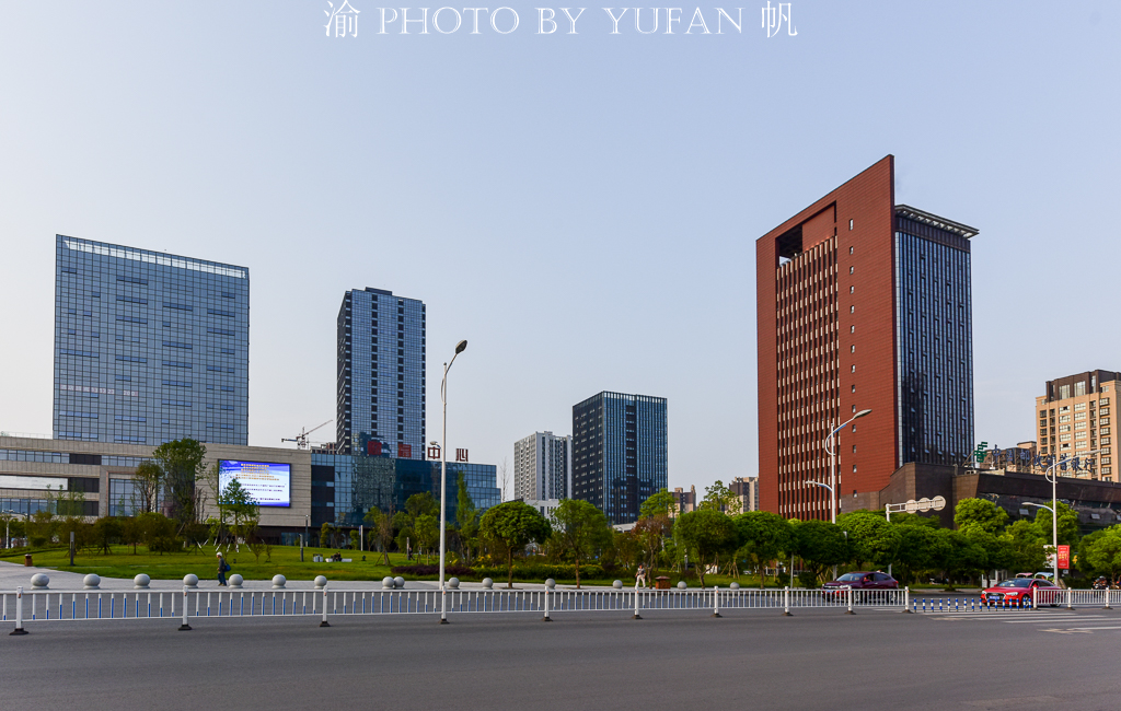 铜梁对比四川区县,铜梁pk泸州