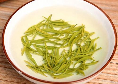 如何正确喝绿茶不伤胃,怎样避免常喝绿茶伤胃