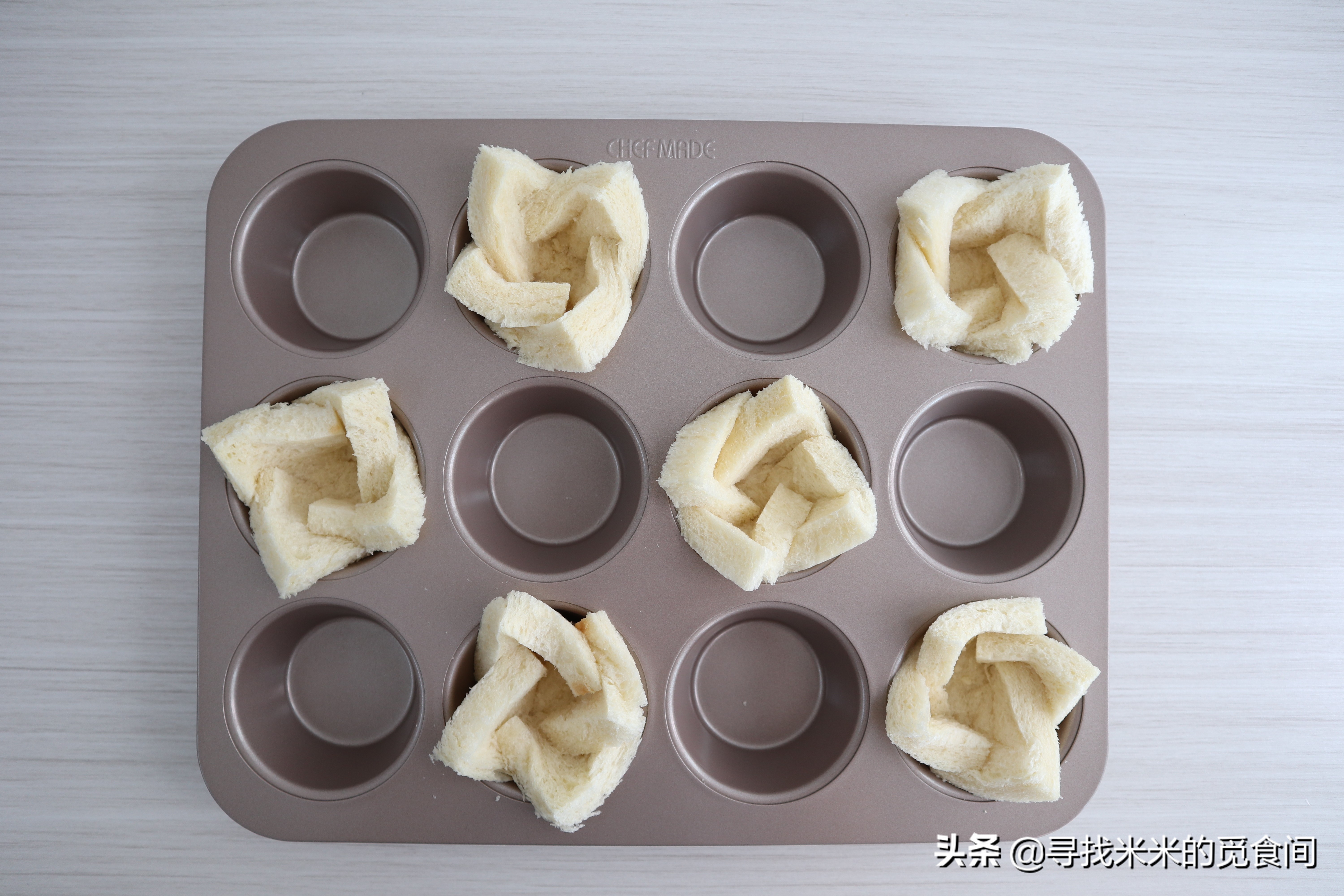 花样吐司芒果爆浆吐司 (教你花样百出的美味吐司做法)