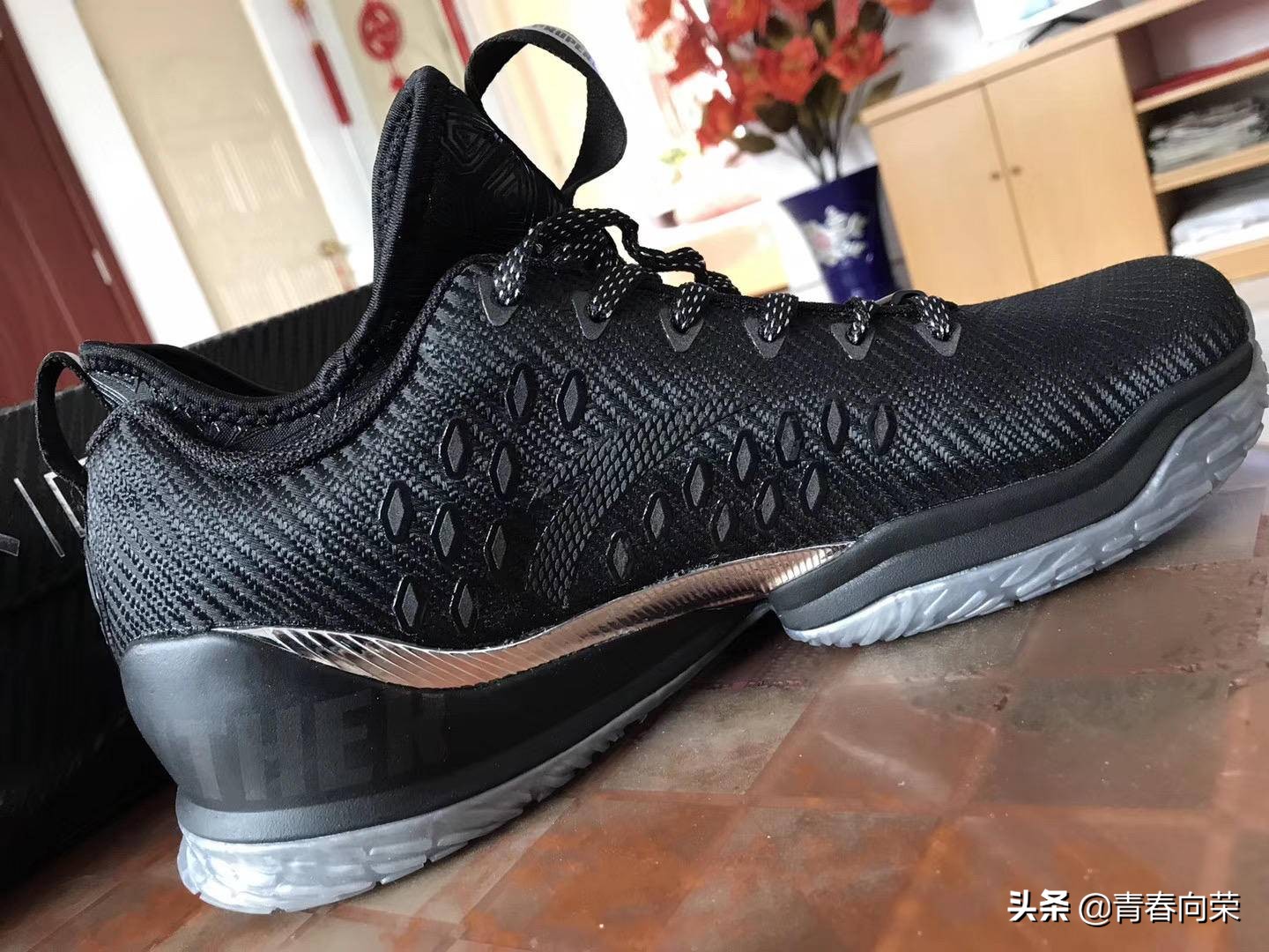 新手向主流跑鞋推荐,及其缓震科技的主观体验