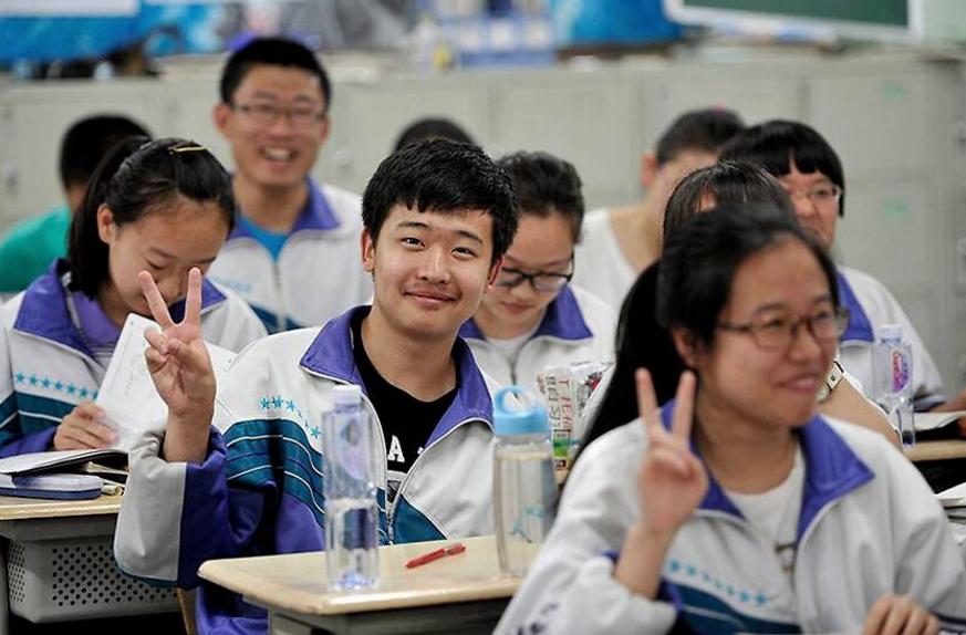 高三生压力大该如何进行心理调整,高三学生面临高考压力如何解决