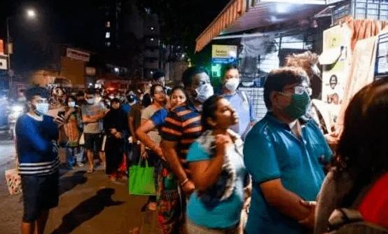 瞒不住了?!疫情最大的黑洞,这个国家可能导致疫情爆发