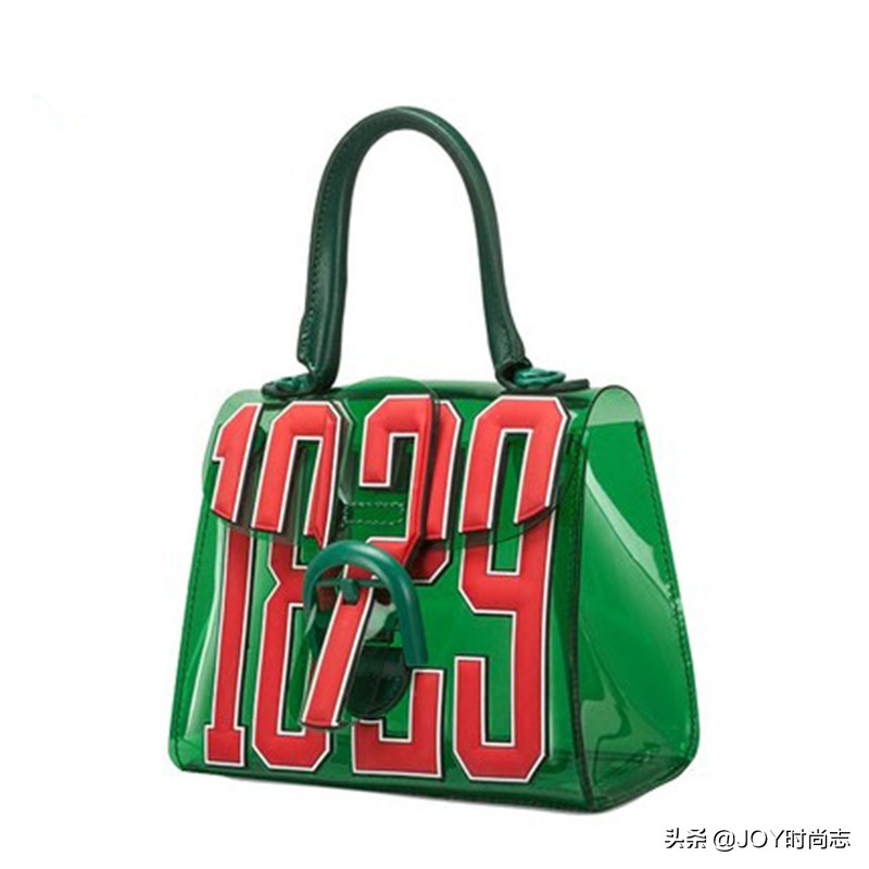 谁说PVC等于低级塑料?这些夏日单品分分钟俘获少女心!