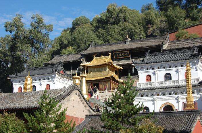 十大名胜古迹山西五台山,山西五台山风景秀丽建筑精巧