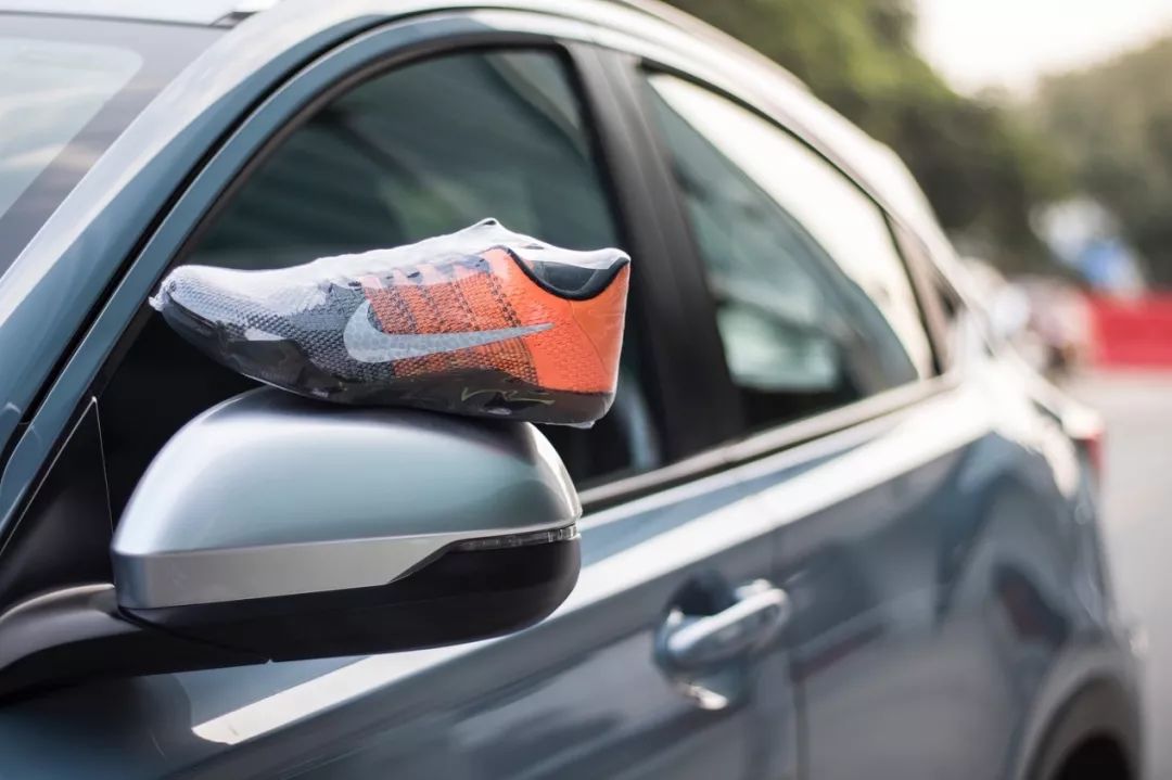 潮鞋与机车,潮鞋和跑车