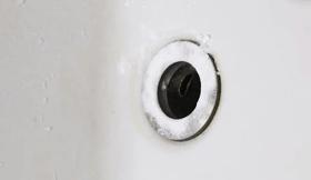 天一热厕所臭,卫生间一热就臭