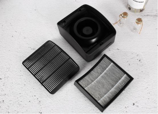 车里抽烟空气净化,车里去烟味空气净化器