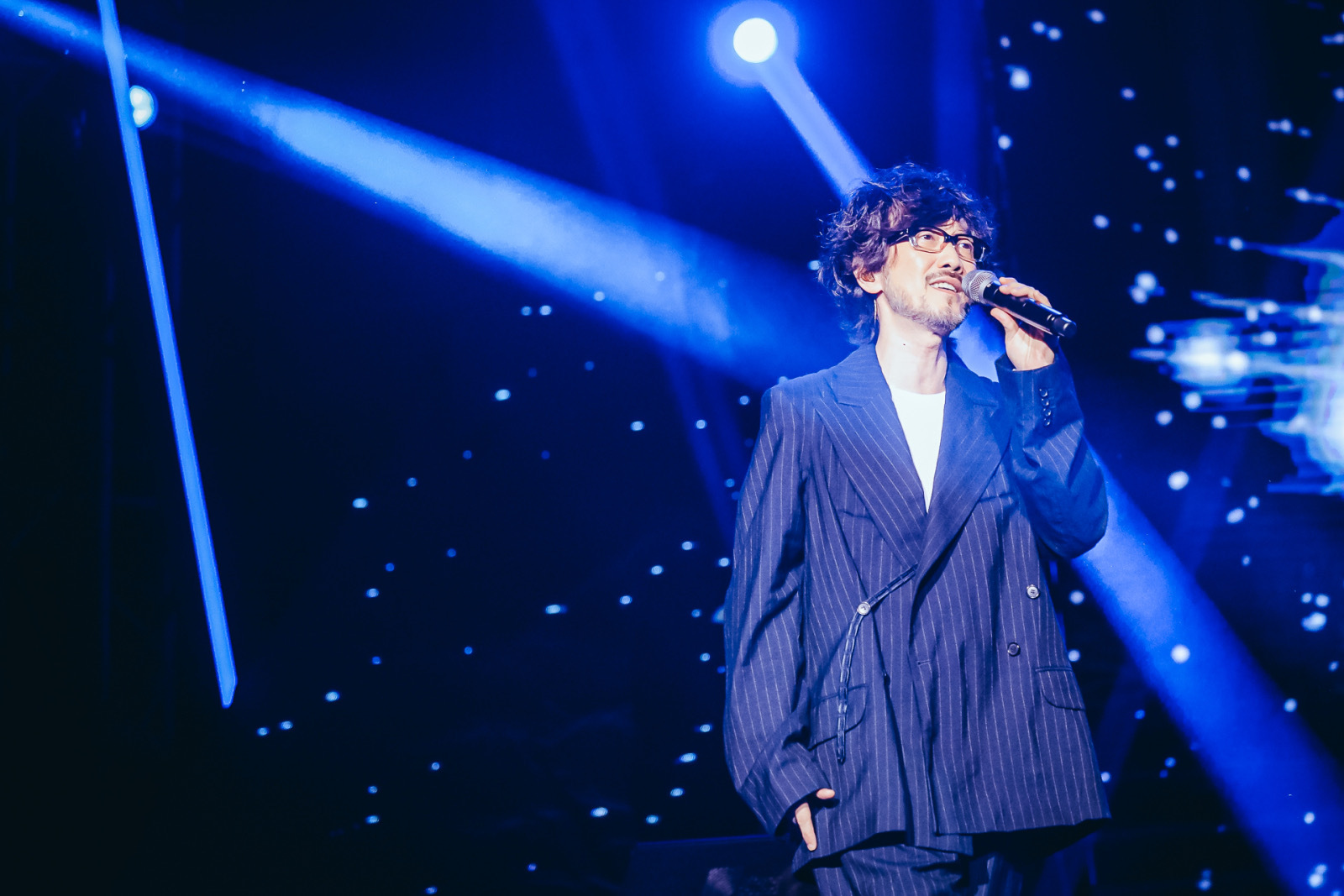 青春永远,金曲永恒:LoveRadio上海农商银行《最爱金曲榜》爱在东方美谷音乐盛典唱响经典,向爱致敬