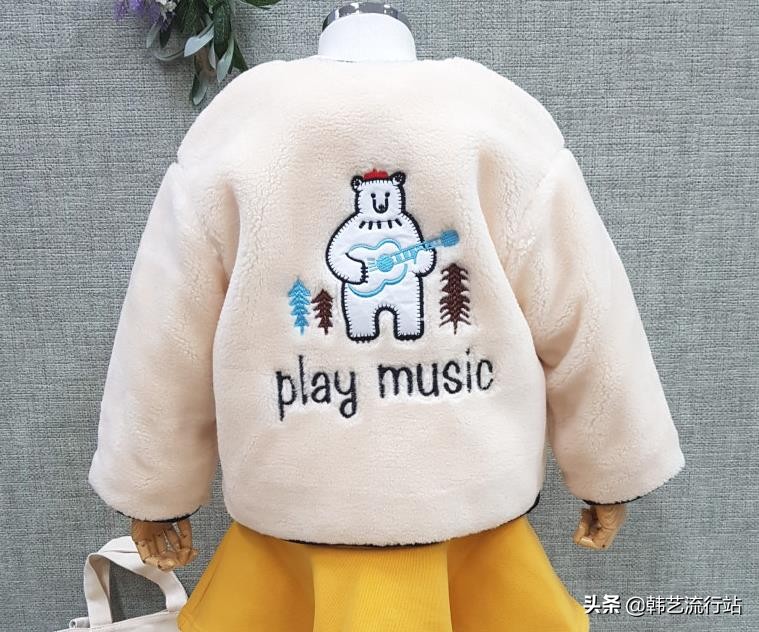 儿童泰迪衣服秋冬款,泰迪熊童装中国红外套