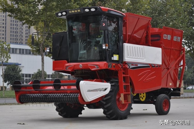 中联花生捡拾机2020款最低多少钱,中联收获花生机改进